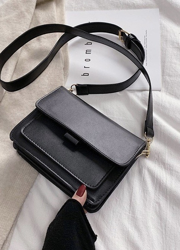 Жіноча класична сумочка на пояс крос-боді на три відділи чорна