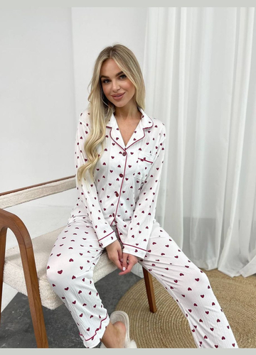 Біла всесезон ніжна піжамка серденько сорочка + брюки